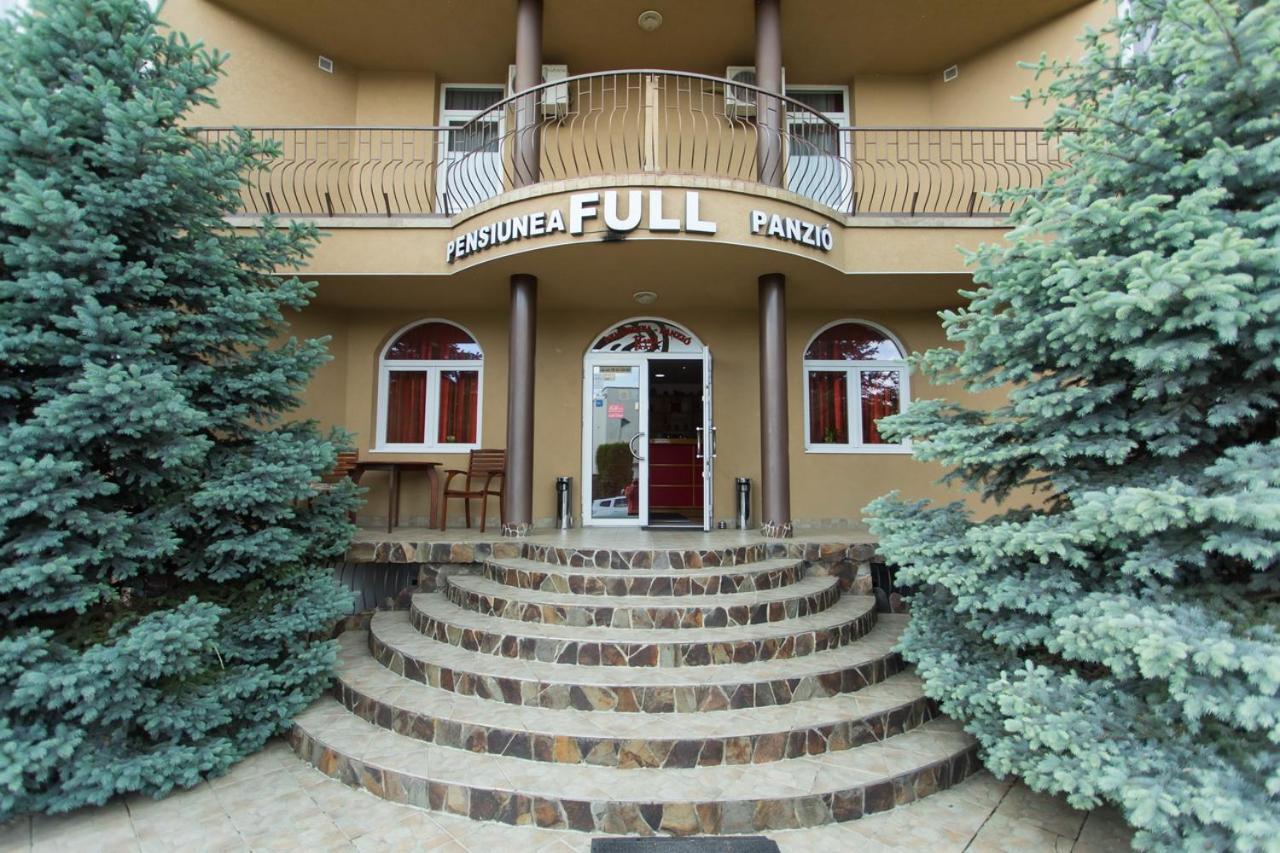Pensiunea Full Târgu-Mureş Buitenkant foto
